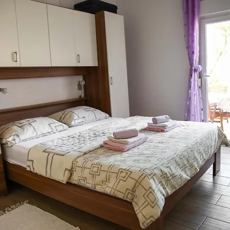 Maris Daire Vinišće